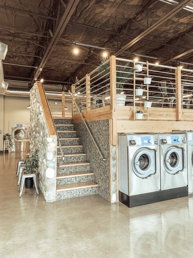 Contact Us Eugene, OR 97402 Clean Laundromat